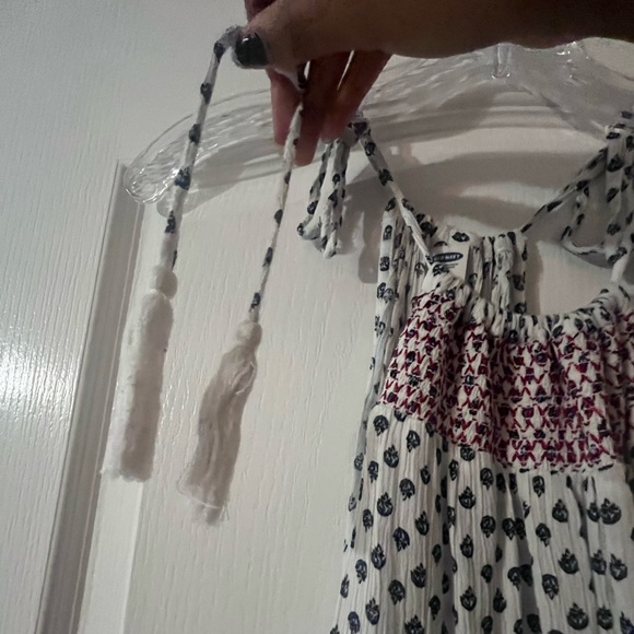 OLD NAVY boho Tank top with tassel straps - Picture 5 of 5